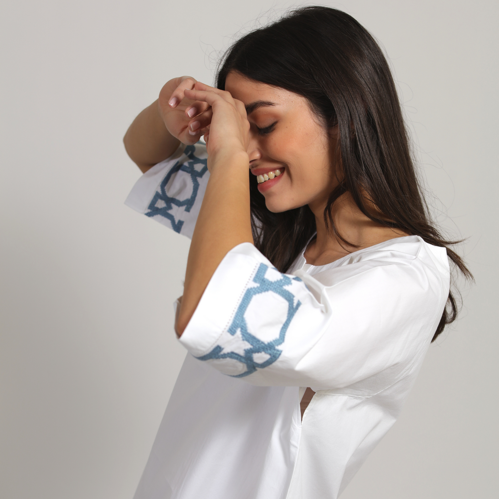 ESMERALDA | WHITE SHORT COTTON DRESS | BLUE AL QUDS